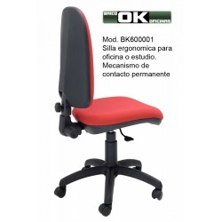 Chaise de bureau économique avec réglage du dossier.